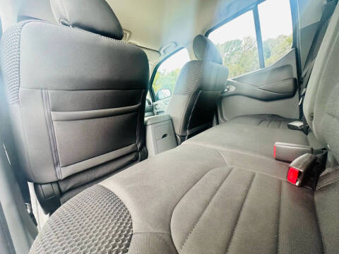 2019 Nissan Frontier Desert Runner