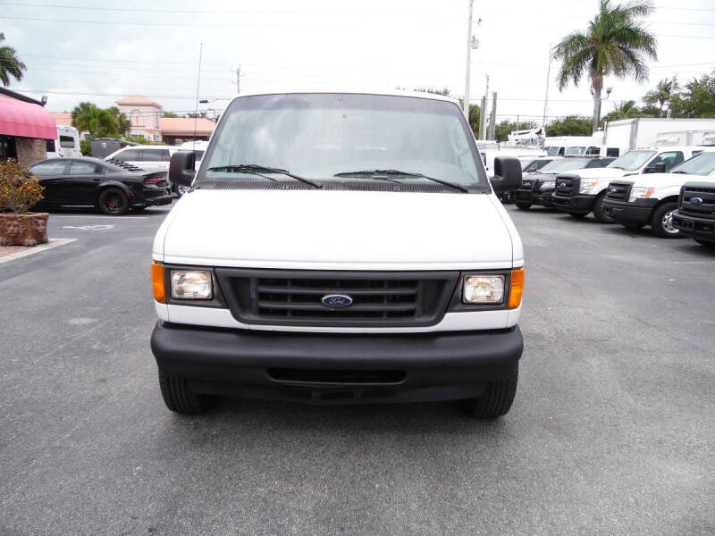 2006 Ford E-350