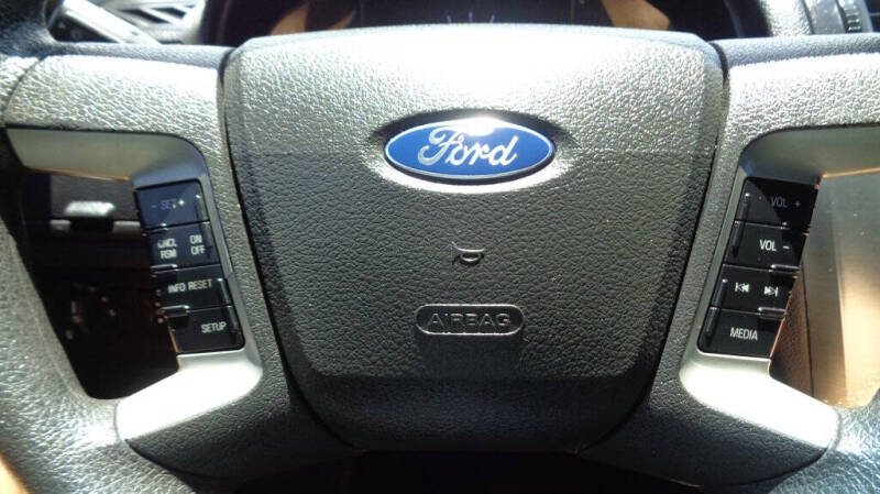 2011 Ford Fusion SE