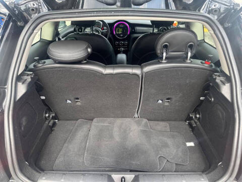 2017 MINI Hardtop 2 Door Cooper