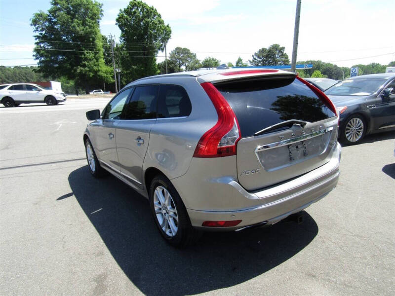 2016 Volvo XC60 T5 Premier