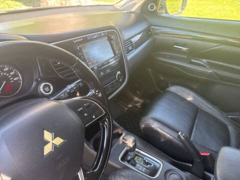 2016 Mitsubishi Outlander SEL