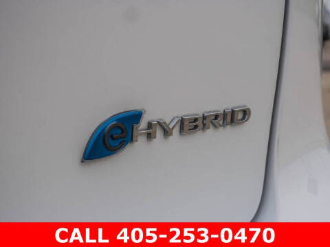 2024 Chrysler Pacifica Plug-In Hybrid Select