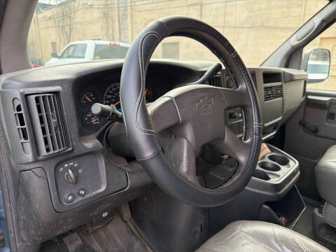 2004 Chevrolet Express 3500