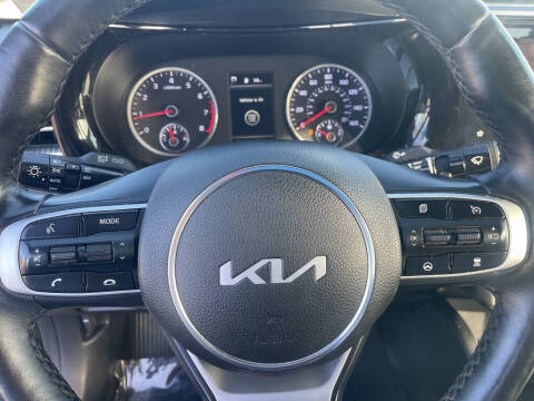 2023 Kia K5