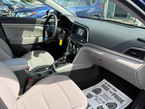 2019 Hyundai Elantra SE