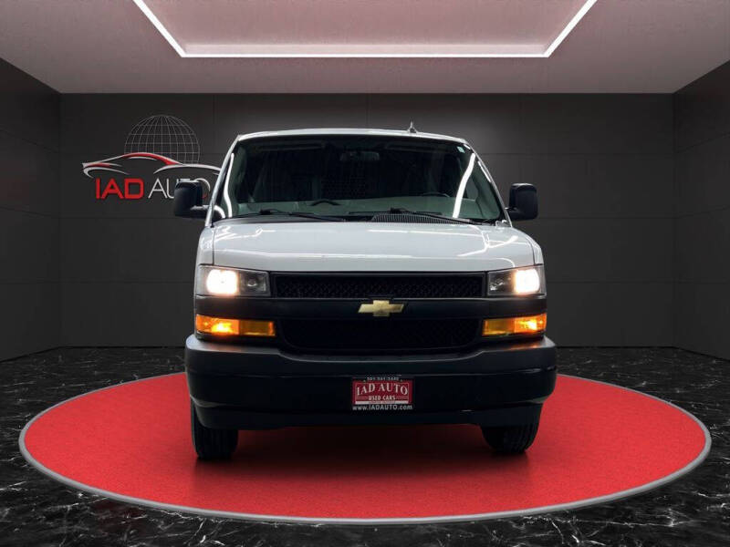 2022 Chevrolet Express 2500
