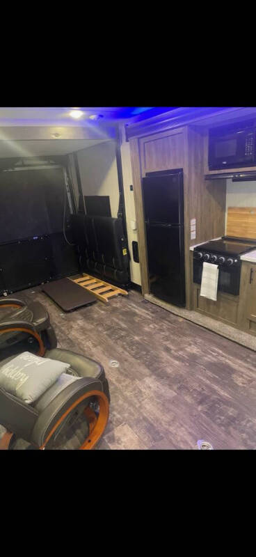 2020 Forest River Cherokee Wolfpack