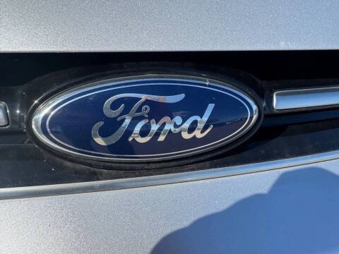 2013 Ford C-MAX Hybrid SE