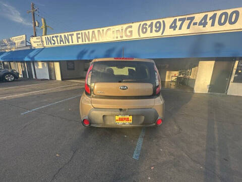2015 Kia Soul +