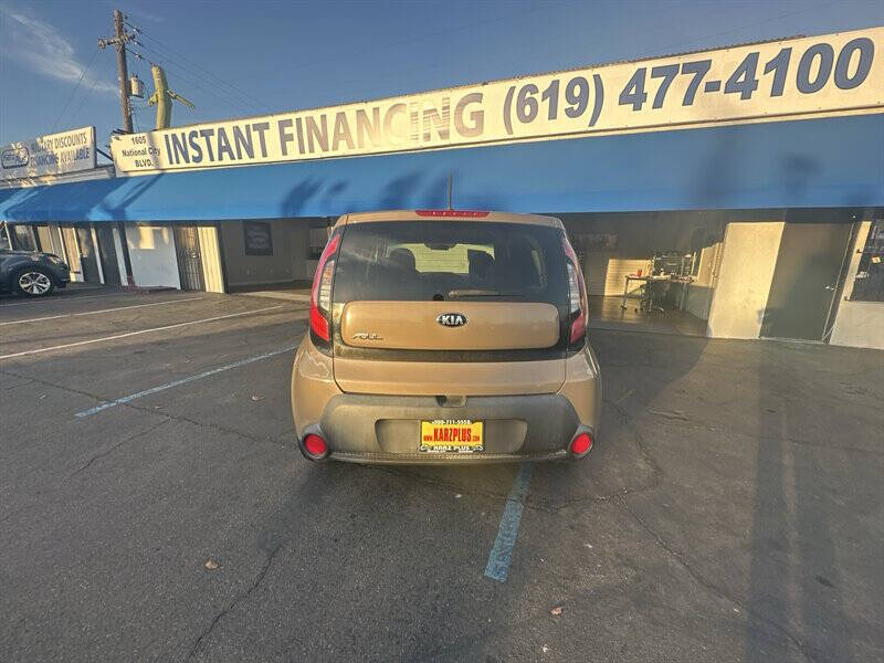 2015 Kia Soul +