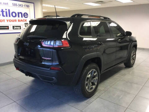 2022 Jeep Cherokee Trailhawk