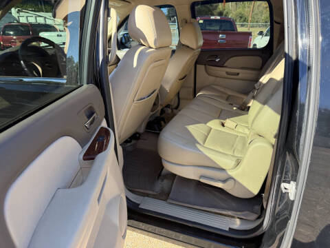 2011 GMC Yukon XL SLT