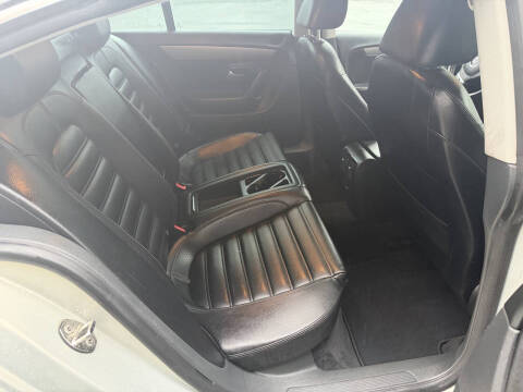 2009 Volkswagen CC Sport