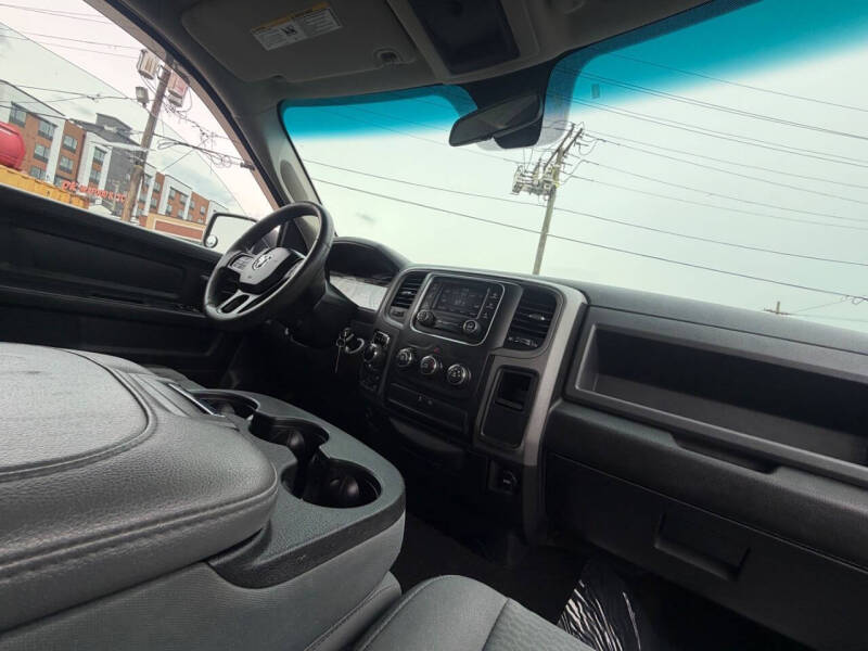 2017 RAM 1500 Express