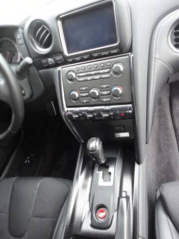 2015 Nissan GT-R Premium