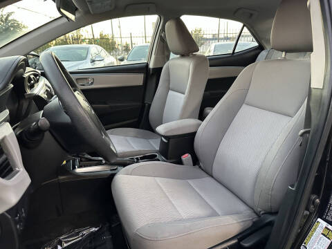 2015 Toyota Corolla LE