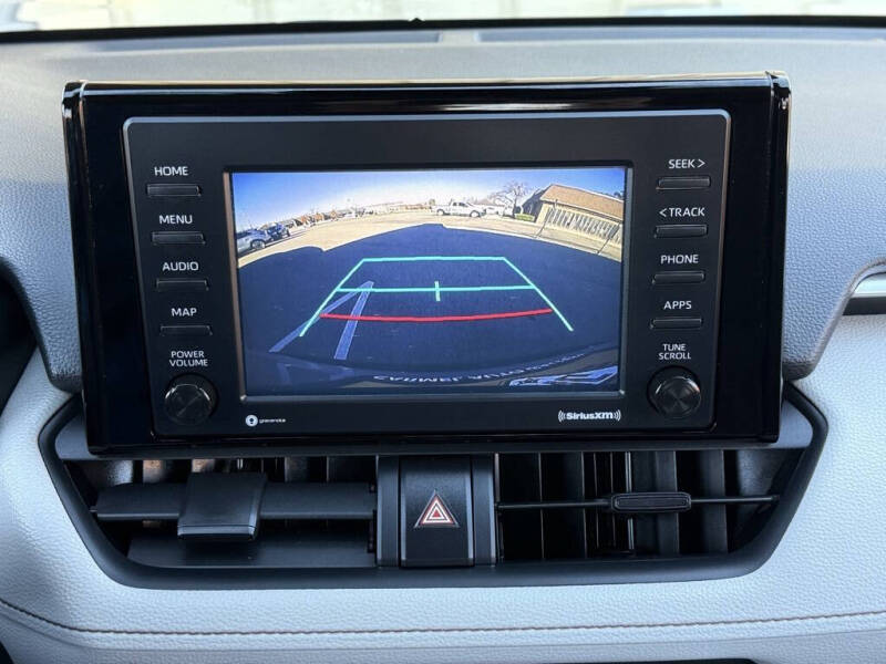 2020 Toyota RAV4 Hybrid XLE