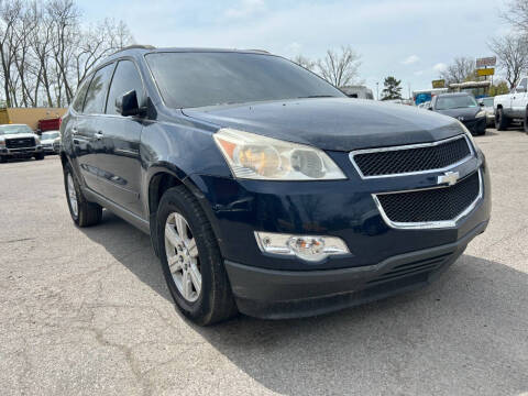 2011 Chevrolet Traverse for sale at Murray's Used Cars in Flat Rock MI