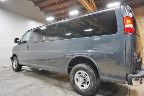 2017 Chevrolet Express LT 3500