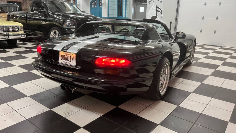 1996 Dodge Viper RT/10