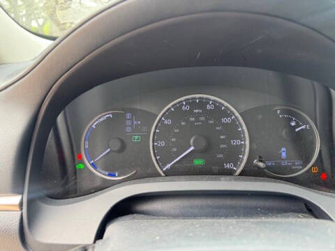 2014 Lexus CT 200h