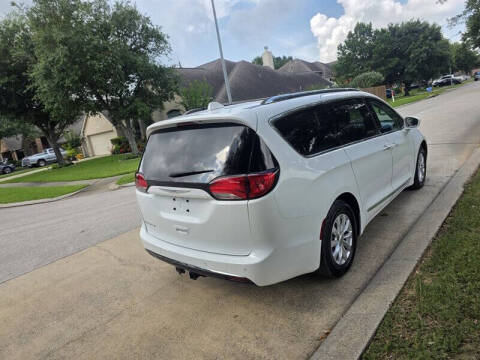 2019 Chrysler Pacifica Touring L