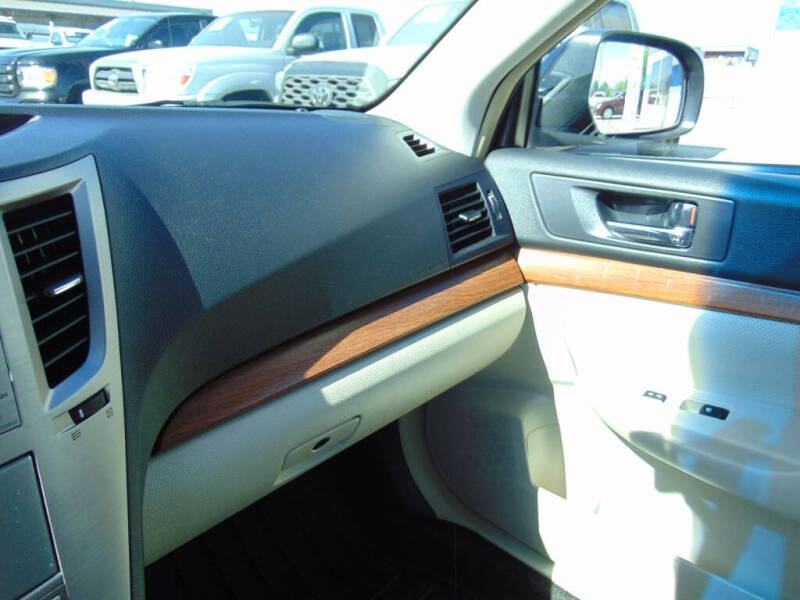 2013 Subaru Outback 2.5i Limited