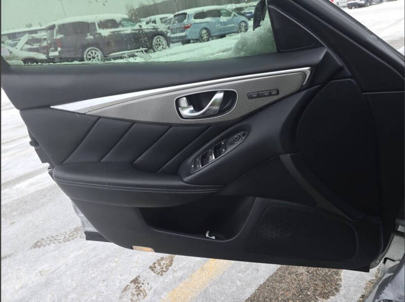 2016 Infiniti Q50 Red Sport 400