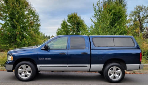 2002 Dodge Ram 1500 for sale at CLEAR CHOICE AUTOMOTIVE in Milwaukie OR