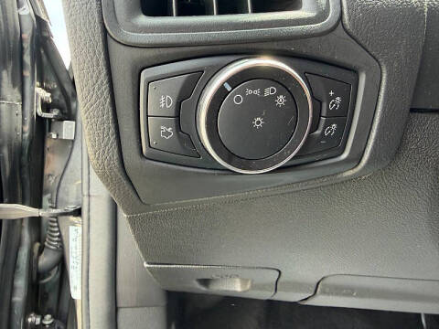 2017 Ford Focus SEL