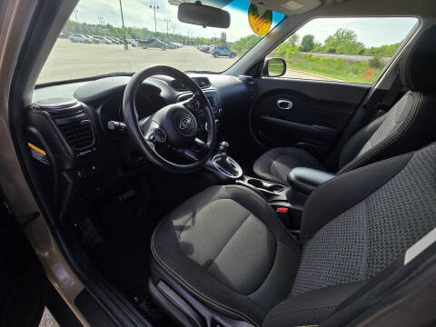 2015 Kia Soul +