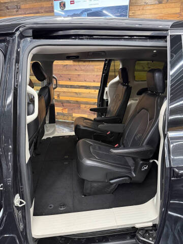 2018 Chrysler Pacifica Touring L