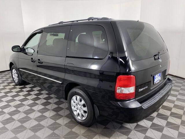 2005 Kia Sedona LX