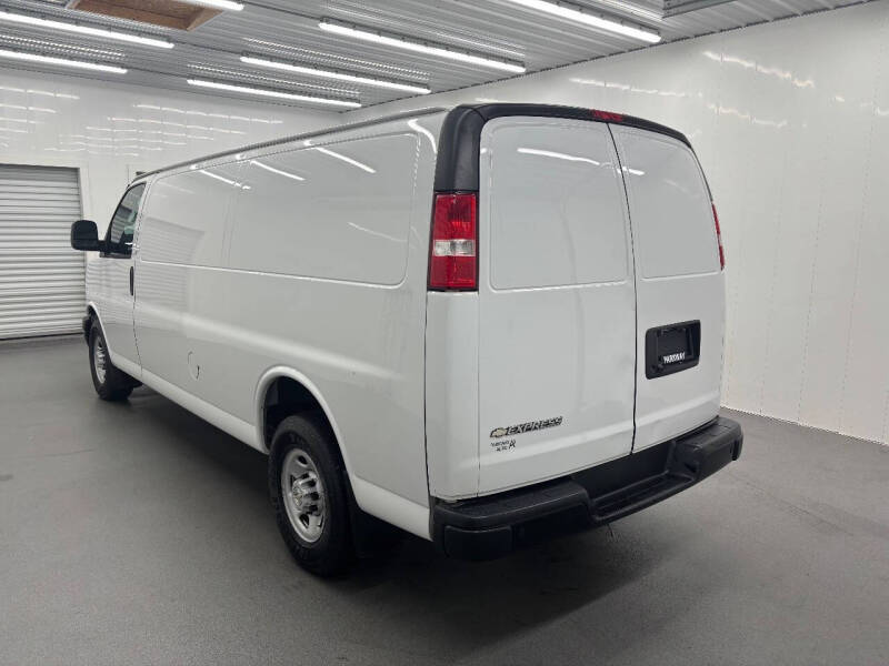 2020 Chevrolet Express 3500