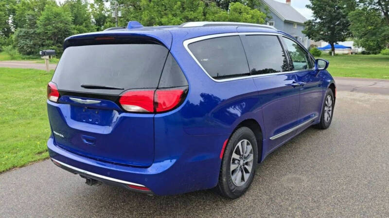 2020 Chrysler Pacifica Touring L Plus