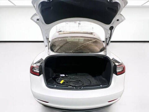 2020 Tesla Model 3 Standard Range