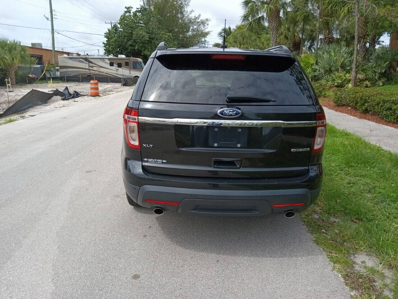 2014 Ford Explorer SUV / Crossover - $9,450