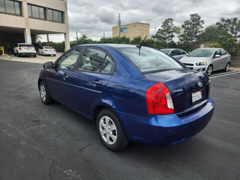 2011 Hyundai Accent GLS