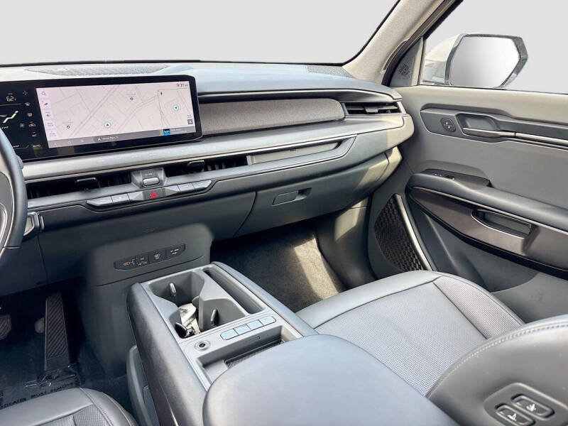 2024 Kia EV9 Light Long Range
