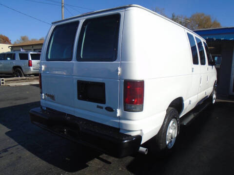 2009 Ford E-Series E-250