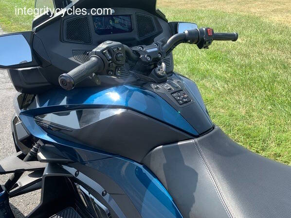 2021 Can-Am Spyder® RT SE6