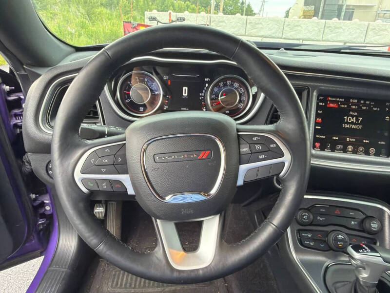 2016 Dodge Challenger SXT