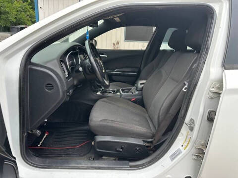 2015 Dodge Charger SXT