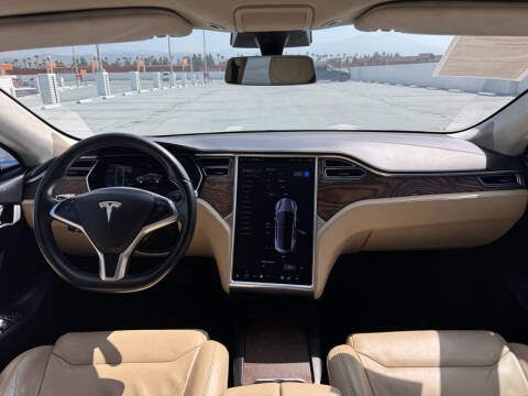 2017 Tesla Model S
