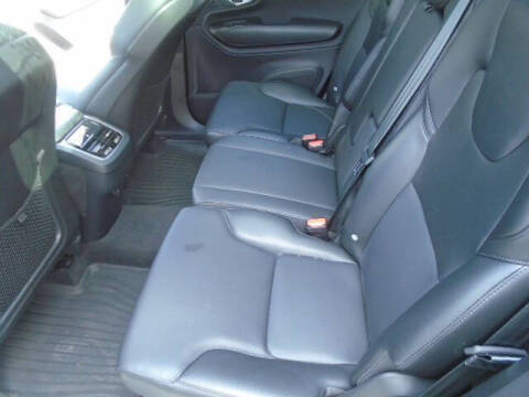2023 Volvo XC90 B5 Core
