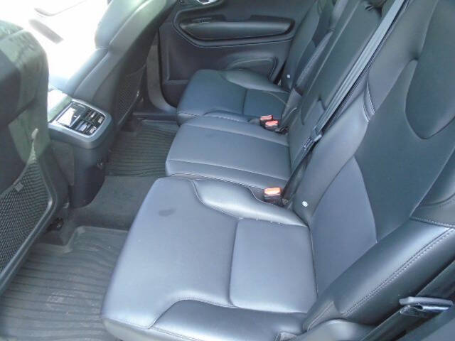 2023 Volvo XC90 B5 Core