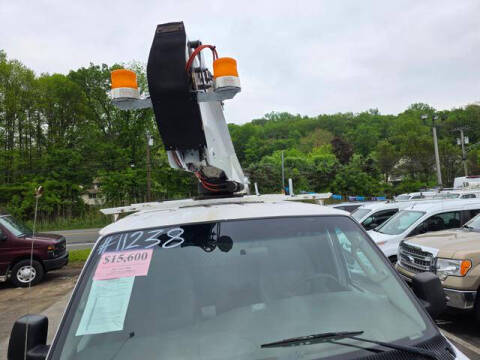 2005 Ford E-Series E-350 SD