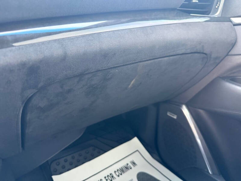 2017 Cadillac Escalade Platinum