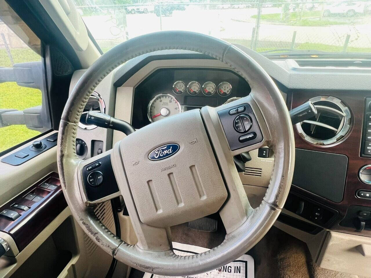 2010 FORD F-350 Pickup - $21,950